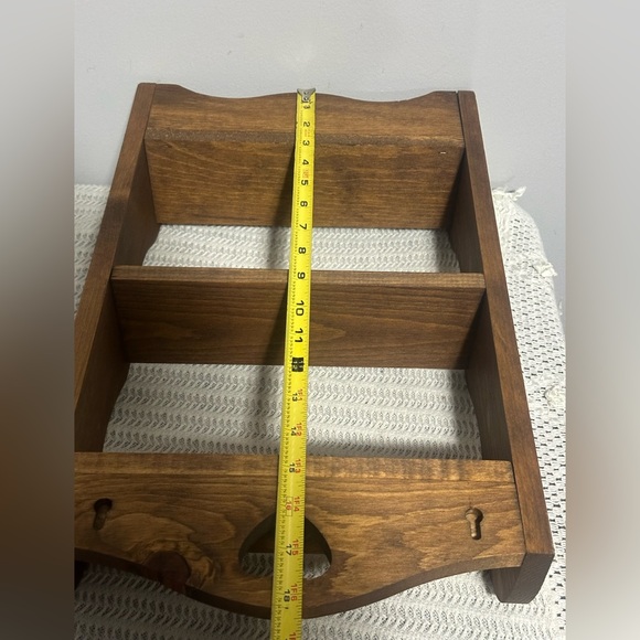 Wooden Heart cut out Wall Shelf with pegs and mini shelf set - Picture 14 of 16